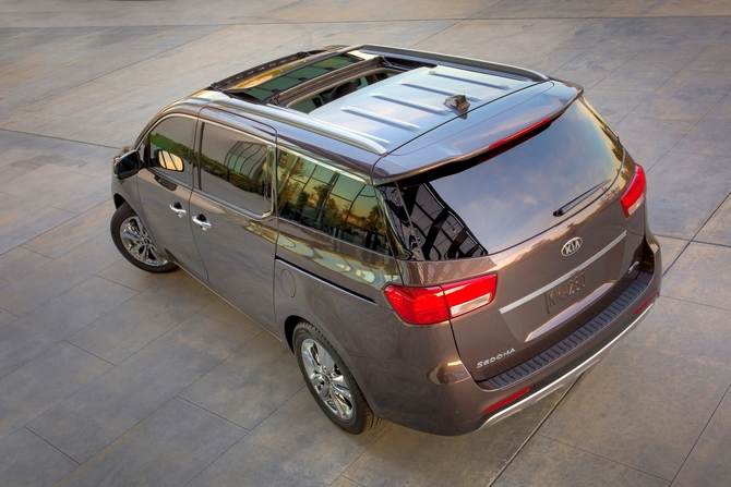 Kia Sedona V6