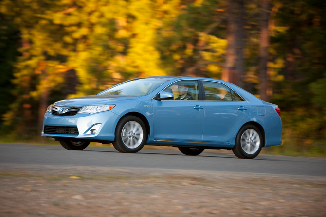 Toyota Introduces 5 New Cars in US with 44mpg Average Economy