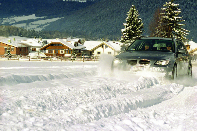 BMW 530i xDrive Touring Auto Executive (E61)