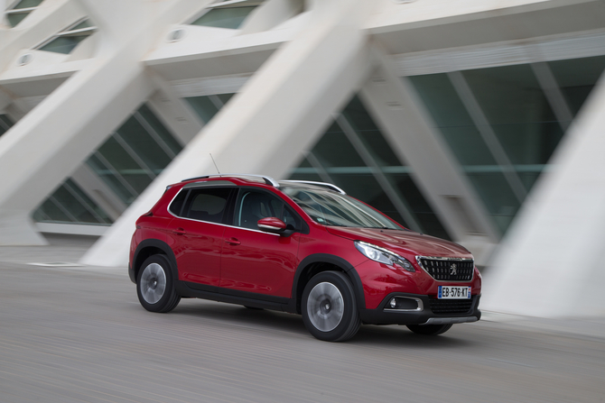 Peugeot 2008 Allure 1.2 PureTech