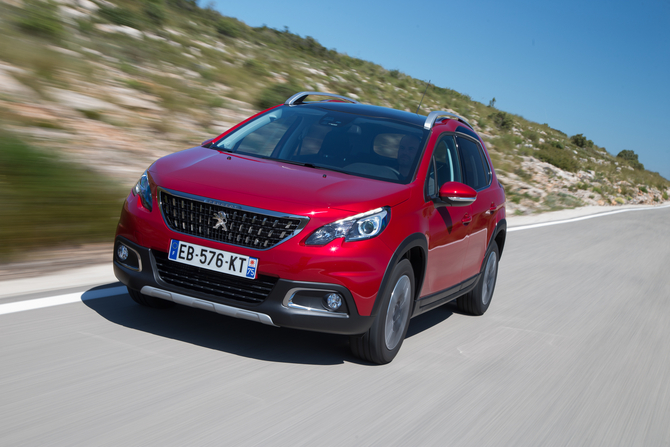 Peugeot 2008 GT Line 1.2 PureTech