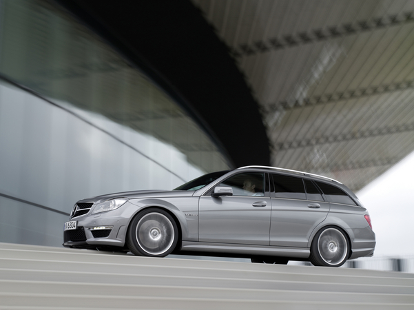 Mercedes-Benz C 63 AMG Estate Performance Package