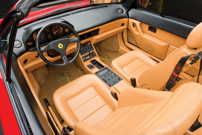 Ferrari Mondial T Cabriolet