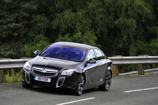 Vauxhall Insignia Saloon 2.8T V6 4x4 VXR (Auto)