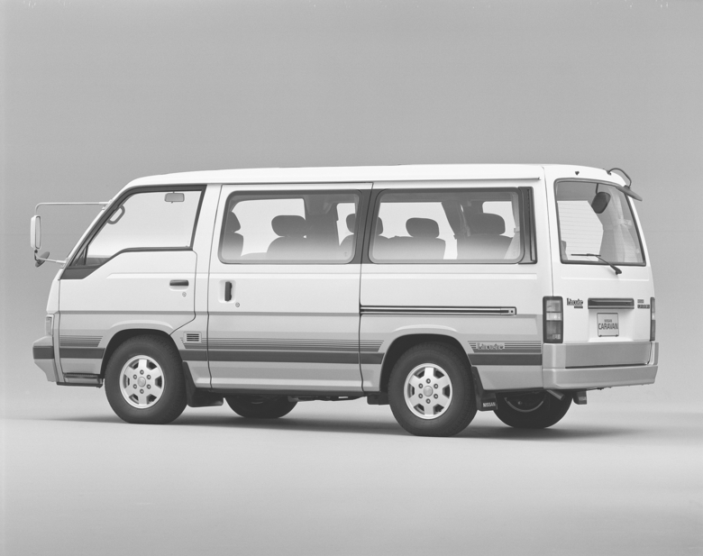 Nissan Caravan Coach 2000 Silkroad Limousine