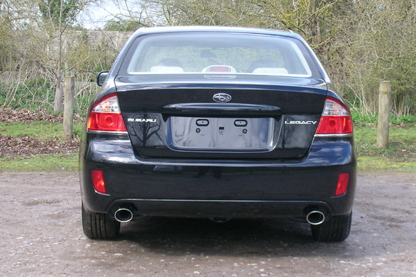 Subaru Legacy 2.5i