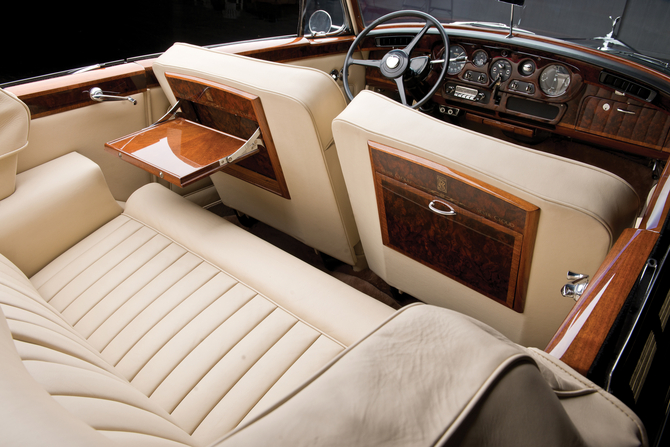 Rolls-Royce Silver Cloud III Drophead Coupe by Mulliner Park Ward