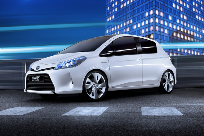 Toyota Yaris HSD concept