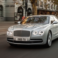 O Continetal Flying Spur vai receber uma nova opção V8