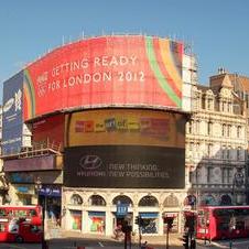 Hyundai Takes Over Piccadilly Circus