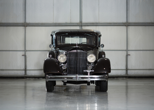 Packard Super Eight Club Sedan