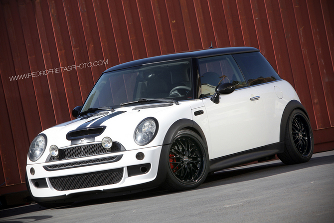 MINI (BMW) One D