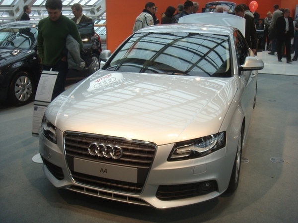 Audi A4 2.0 TFSI quattro