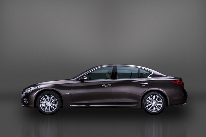 The new Q50L will be produced and sold exclusively on the Chinese market, at least initially