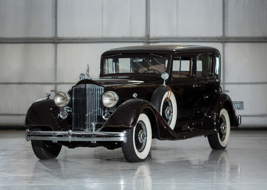 Packard Super Eight Club Sedan