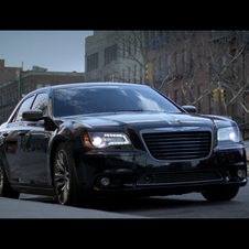 Chrysler 300C John Varvatos Edition