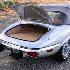 Jaguar E-Type V12