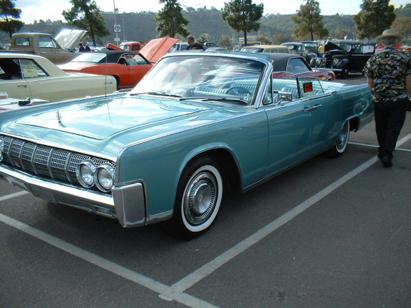 Lincoln Continental Convertible