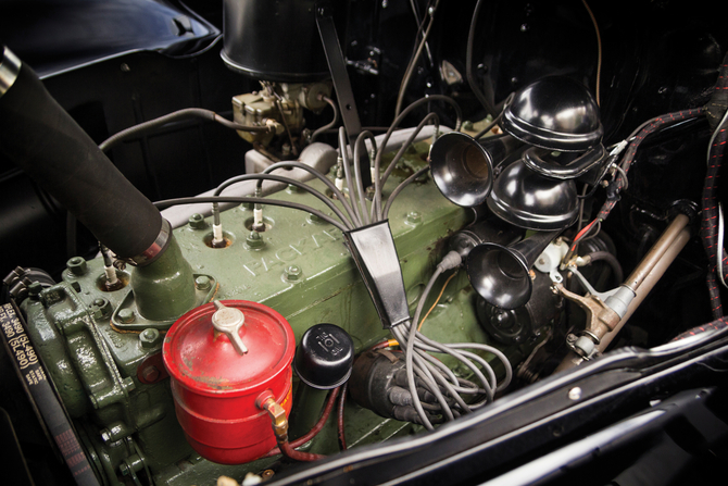 Packard 120 Convertible Sedan