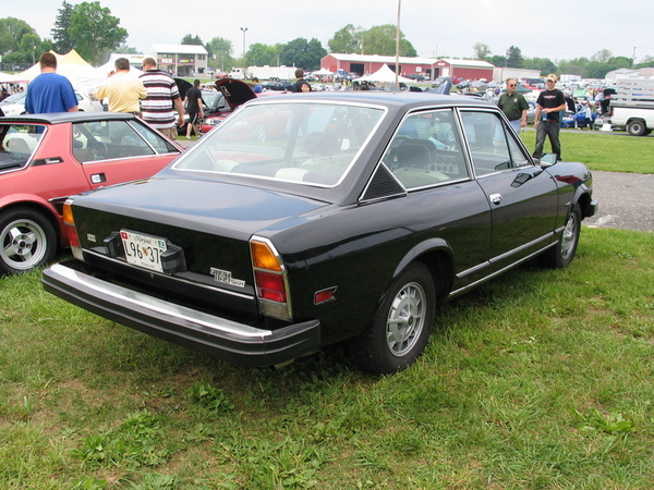 Fiat 124 Coupé 1800