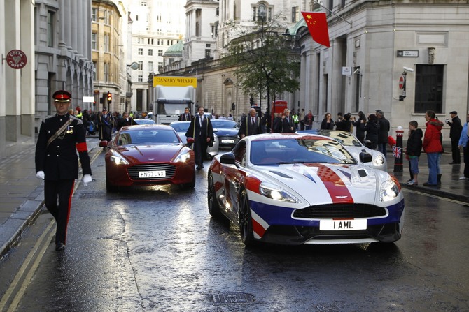 The cars chugged along at three miles an hour.