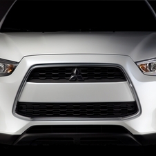 Mitsubishi Outlander Sport ES