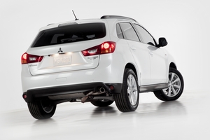 Mitsubishi Outlander Sport ES