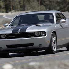 Dodge Challenger SRT8