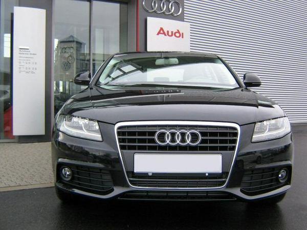 Audi A4L 2.0 TFSI (CN)