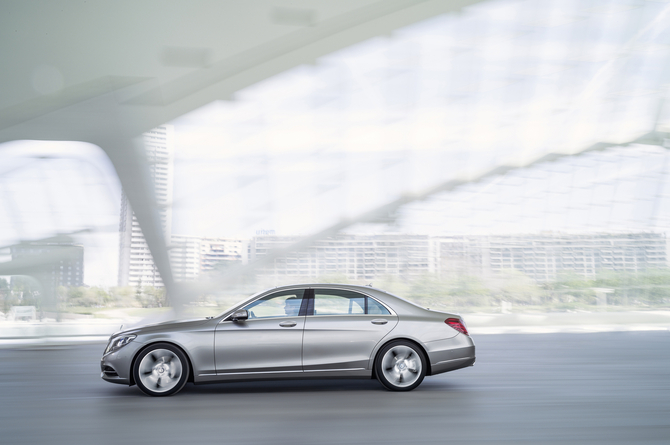 Mercedes-Benz S-Class 6