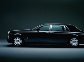 Rolls-Royce Phantom LWB