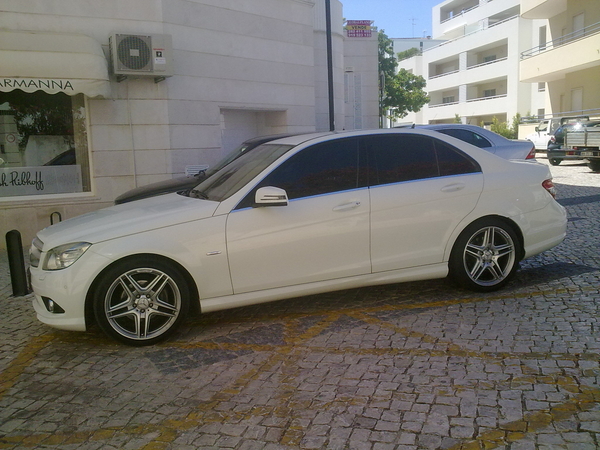 Mercedes-Benz C 63 AMG Saloon