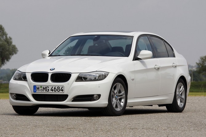 BMW 320d Navigation Auto (E90) LCI