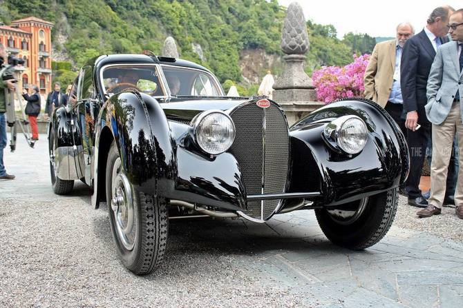 Ralph Laurens 1938 Bugatti 57SC Atlantic gewinnt in beim Villa d'Este 