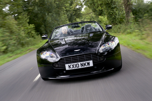 Aston Martin V8 Vantage N420 Roadster