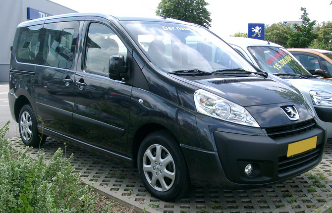 Peugeot Expert Glass L2H1 2.0 HDi 120