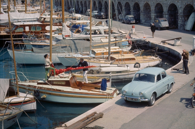 Renault Dauphine