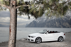 BMW 135i Cabrio AT (E88)