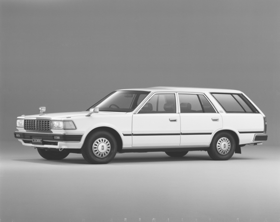 Nissan Cedric Wagon V20E GL