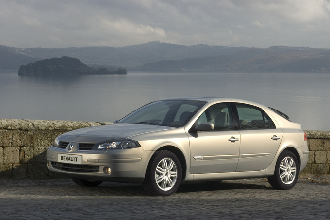 Renault Laguna II 2.2 dCi