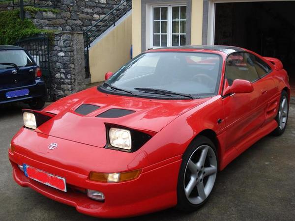 Toyota MR2