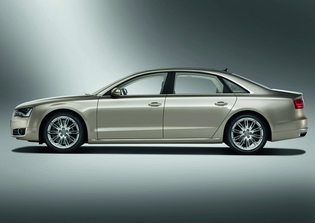 Audi A8 L W12