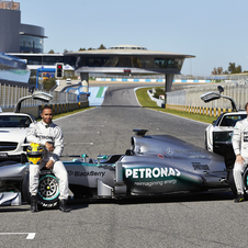 Mercedes-Benz W04