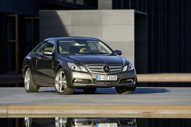 Mercedes-Benz E 350 CDI BlueEfficiency Coupé Elegance