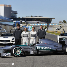 Mercedes-Benz W04