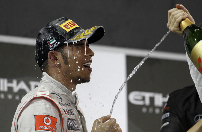 Hamilton redeems himself in dominant Abu Dhabi victory