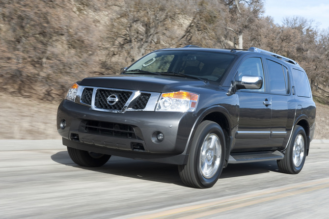 Nissan Armada SV 4X2