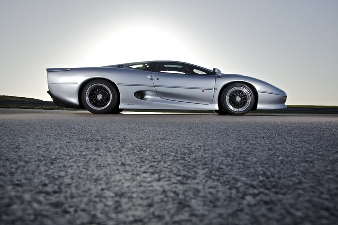 Celebrating 20 Years Since the Jaguar XJ220