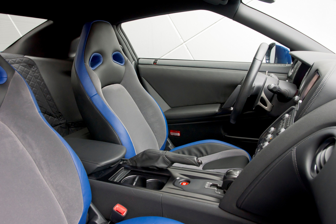 O interior do GT-R Track Pack