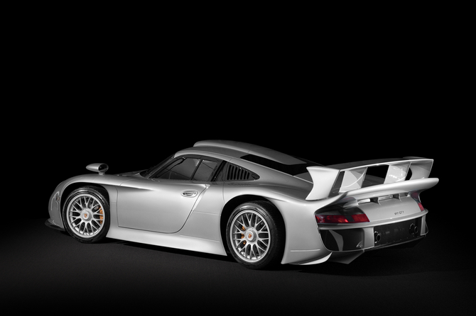 Porsche 911 GT1 Strassenversion